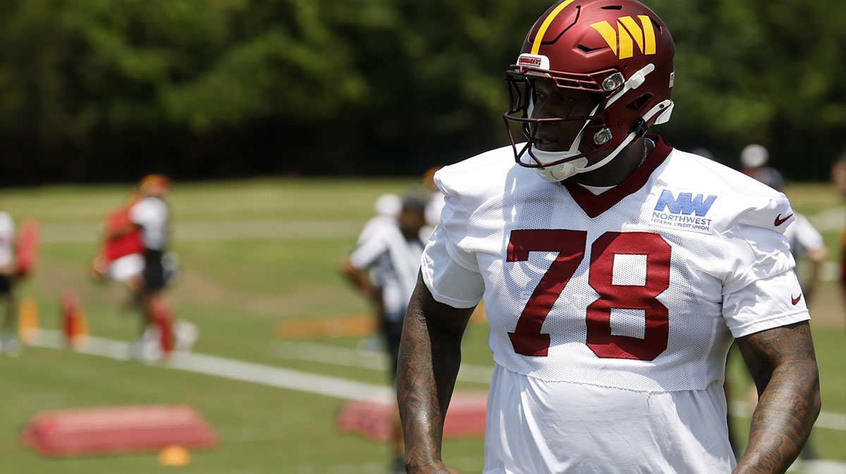 Commanders’ Laremy Tunsil dealing with minor injury from practice