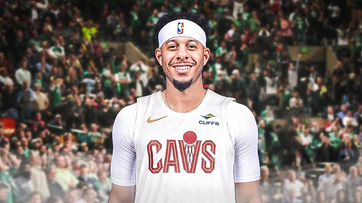 Seth Curry in a Cavs jersey