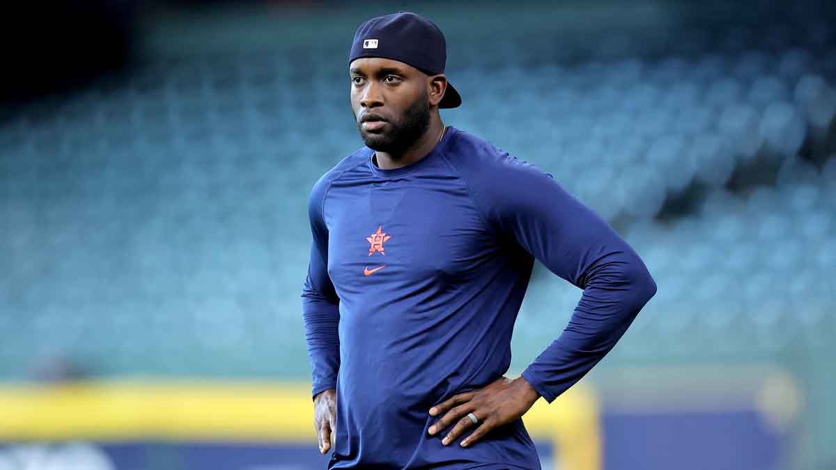Houston Astros designated hitter Yordan Alvarez (44) prior to the game against the Cincinnati Reds at Daikin Park
