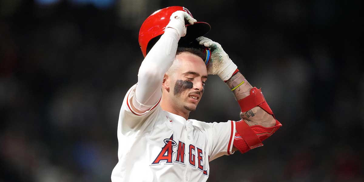 Los Angeles Angels shortstop Zach Neto (9) reacts after flying out in the seventh inning against the Cincinnati Reds at Angel Stadium.