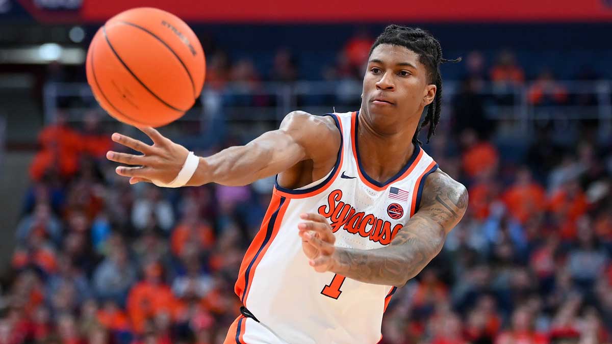 Dec 28, 2024; Syracuse, New York, USA; Syracuse Orange forward Donnie Freeman (1) passes during the first half against the Bucknell Bison at the JMA Wireless Dome. Mandatory Credit: Rich Barnes-Imagn Images