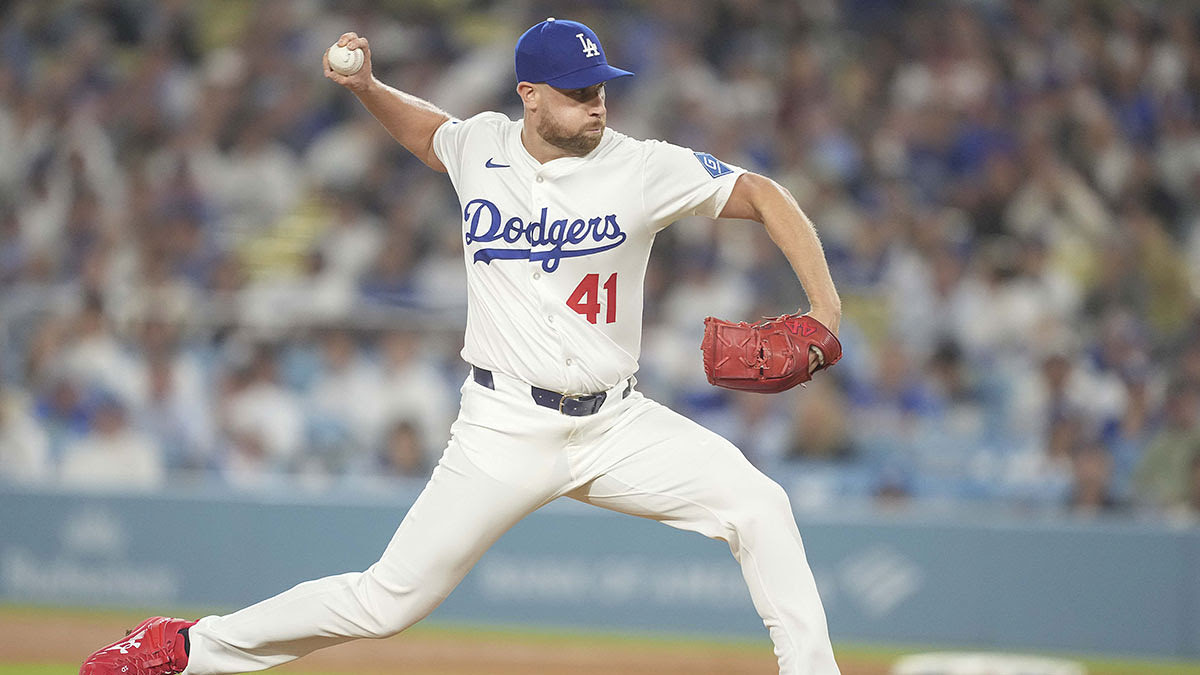 Aug 4, 2025; Los Angeles, California, USA; Los Angeles Dodgers pitcher Brock Stewart (41) delivers a pitch in the top of the ninth inning during an MLB game against the St. Louis Cardinals at Dodger Stadium. Mandatory Credit: Kirby Lee-Imagn Images