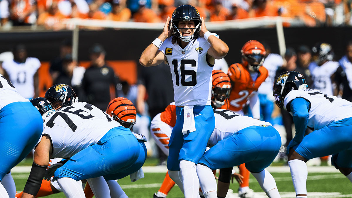 Jacksonville Jaguars quarterback Trevor Lawrence (16) calls a play in the first half against the Cincinnati Bengals at Paycor Stadium.