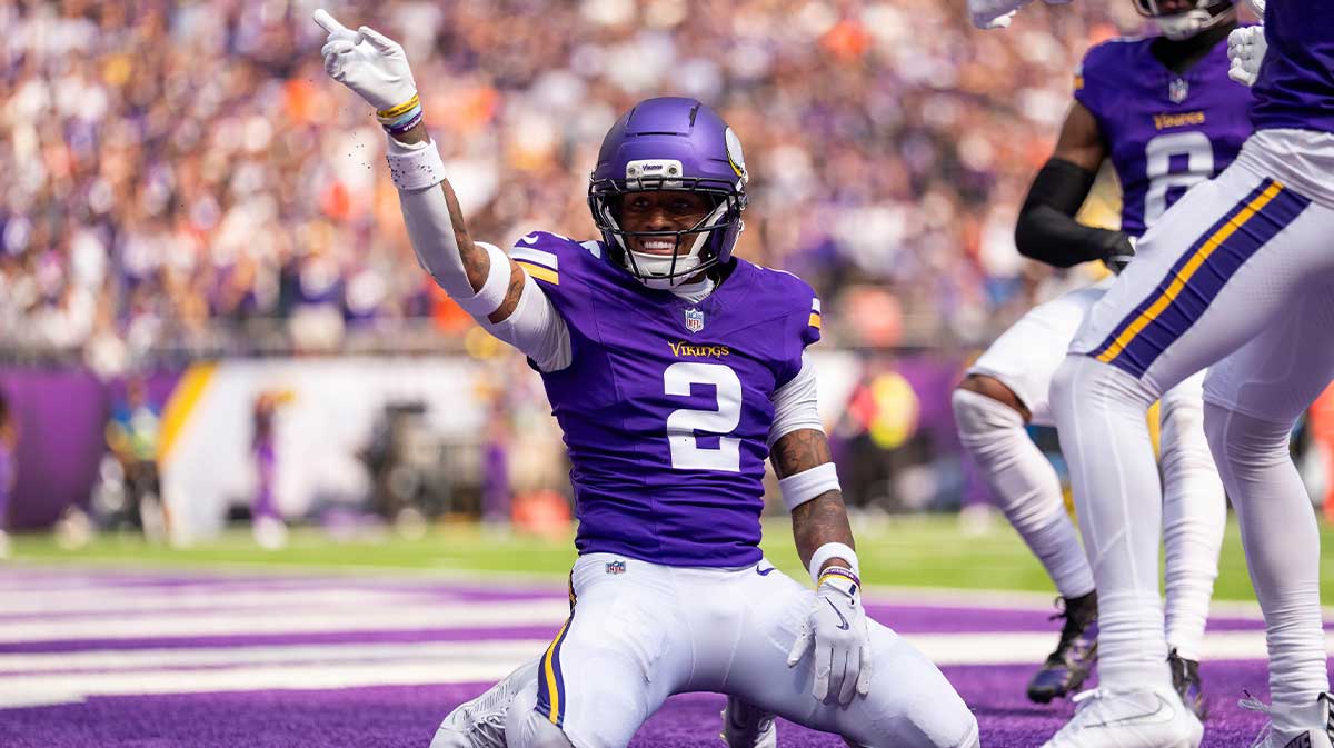 Minnesota Vikings cornerback Isaiah Rodgers (2) reacts after breaking up a pass against the Cincinnati Bengals during the first half at U.S. Bank Stadium. 