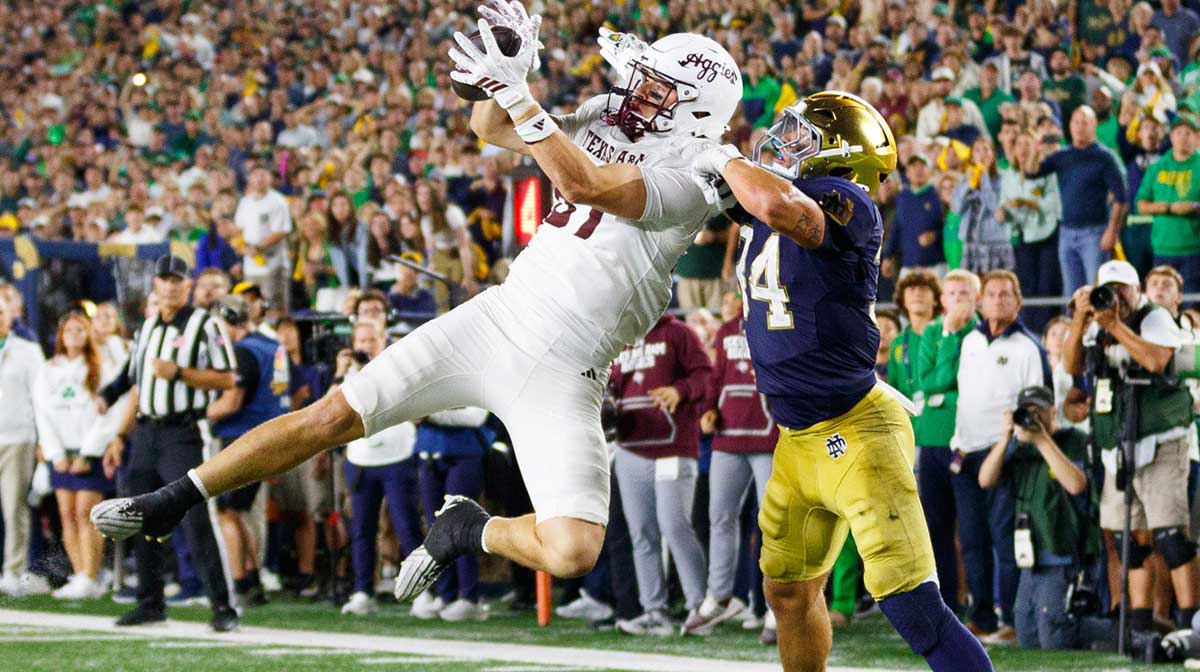 Texas A&M football barges into top 10 of AP Top 25 after shocking Notre Dame