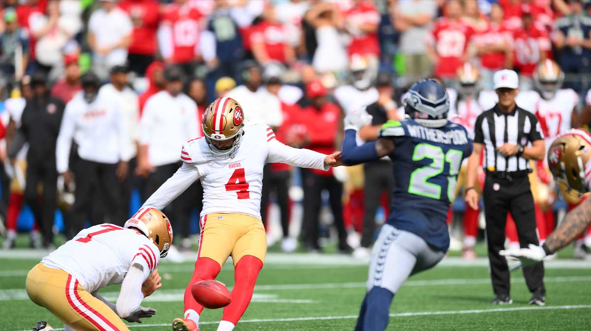 San Francisco 49ers place kicker Jake Moody (4) makes a field goal during the second half against the Seattle Seahawks at Lumen Field.