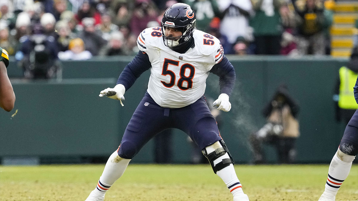 Bears fans livid over phantom holding call that ‘swung’ game vs. Vikings