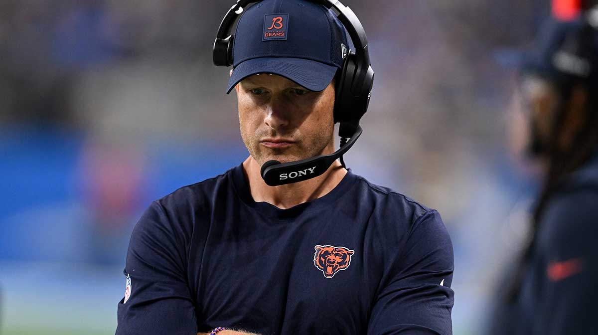 Chicago Bears head coach Ben Johnson looks on during the second half of the game against the Detroit Lions at Ford Field. 