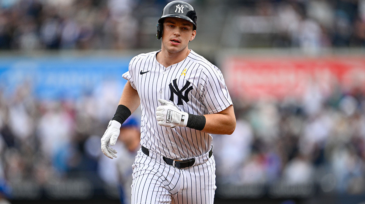 New York Yankees first baseman Ben Rice (22) runs the bases during his homerun against the Toronto Blue Jays in the first inning at Yankee Stadium. 