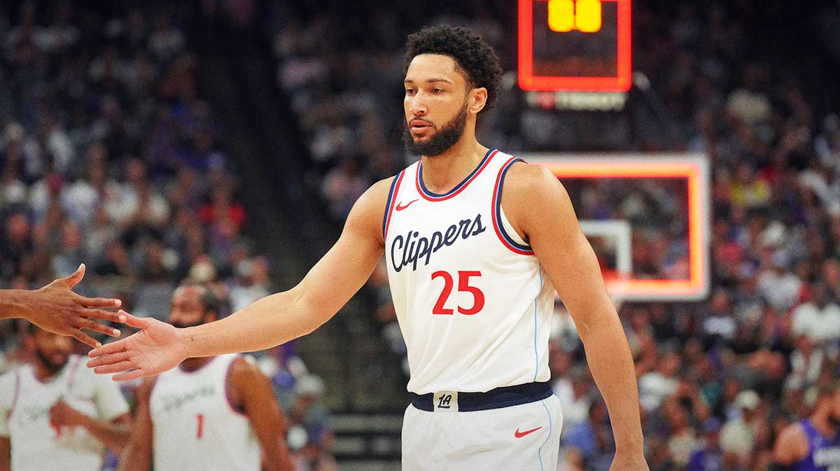 Los Angeles Clippers guard Ben Simmons (25) at the end of the first quarter against the Sacramento Kings at Golden 1 Center.