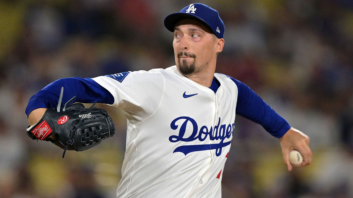 Los Angeles Dodgers pitcher Blake Snell (7) throws a pitch against the Philadelphia Phillies in the first inning at Dodger Stadium.