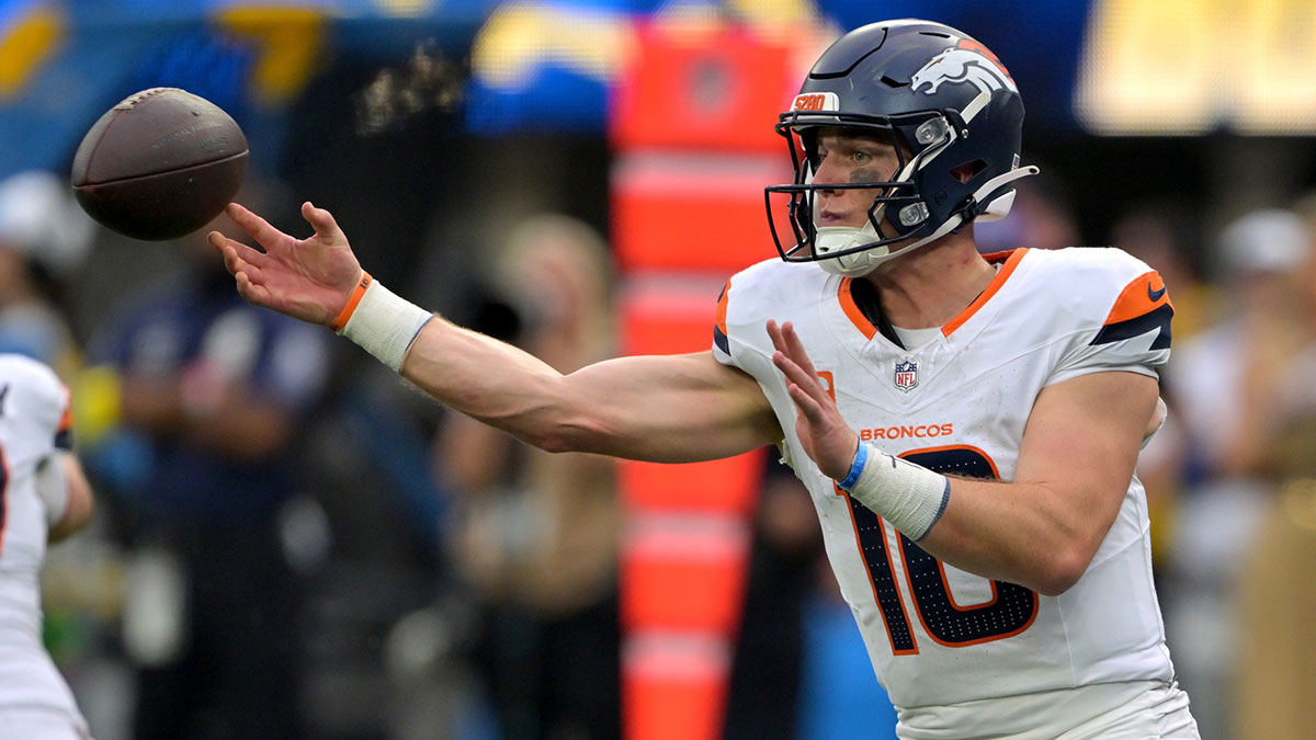 Denver Broncos quarterback Bo Nix (10) throws a pass in the second half against the Los Angeles Chargers at SoFi Stadium.