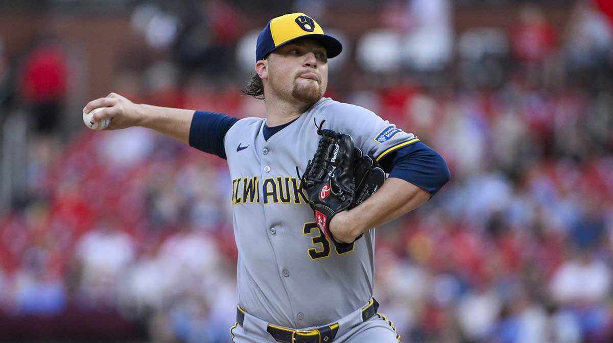 Milwaukee Brewers starting pitcher Chad Patrick (39) pitches against the St. Louis Cardinals during the first inning at Busch Stadium.