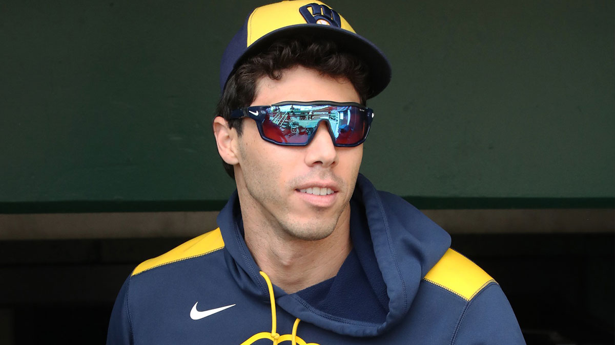 Christian Yelich’s early return from injury amazes the Brewers as Pat Murphy praises his comeback and impact heading into the final stretch.