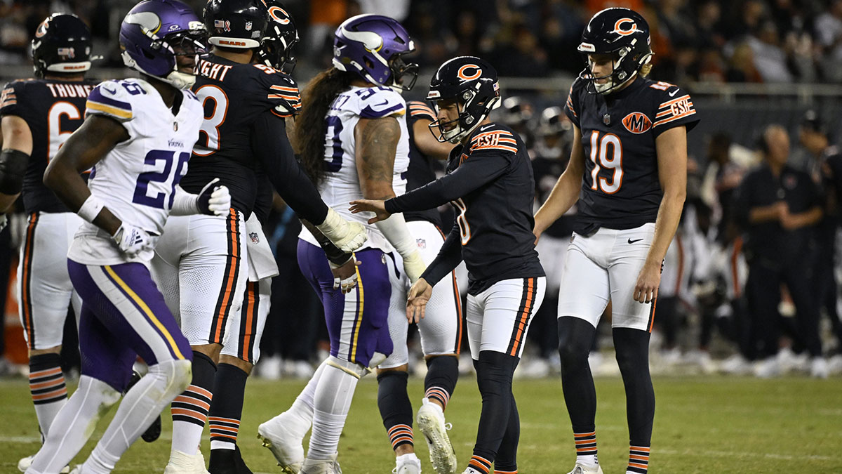 Chicago Bears place kicker Cairo Santos (8) reacts after making a field goal against the Minnesota Vikings during the second half at Soldier Field.