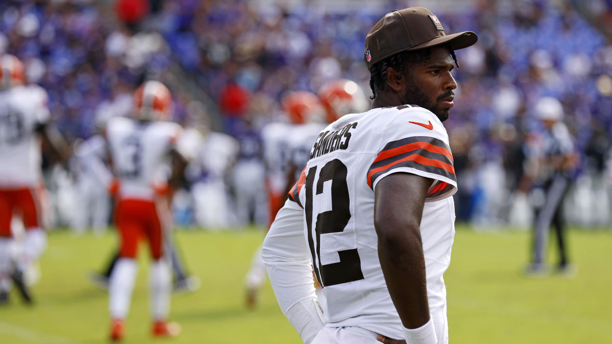 Cleveland Browns quarterback Shedeur Sanders (12) looks on from the sidelines during the second half of the game against the Baltimore Ravens at M&T Bank Stadium.