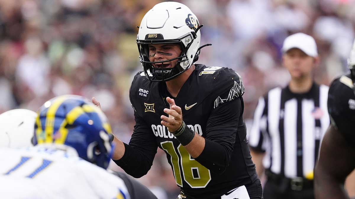 Colorado Buffaloes quarterback Ryan Staub (16) calls for the ball in the second half against the Delaware Fightin Blue Hens at Folsom Field.