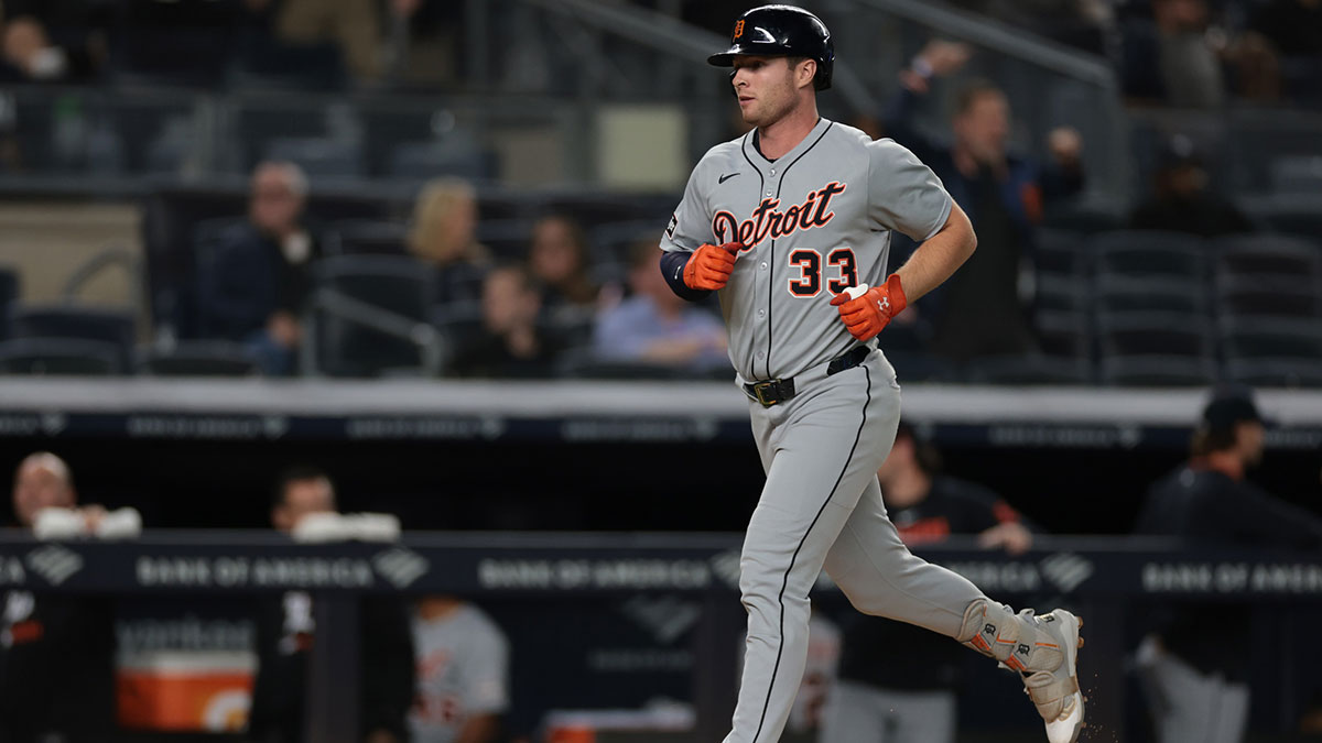 Detroit Tigers second baseman Colt Keith (33) hits a two run home run during the ninth inning against the New York Yankees at Yankee Stadium.