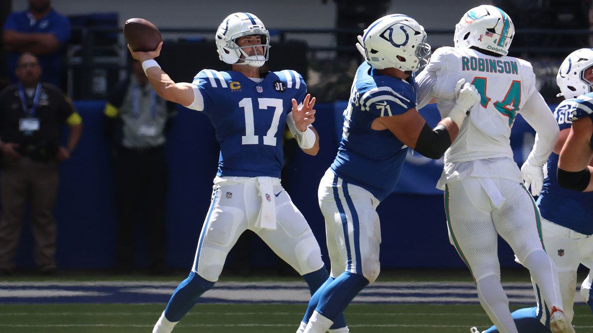 Indianapolis Colts quarterback Daniel Jones (17) throws during the first half against the Miami Dolphins at Lucas Oil Stadium.