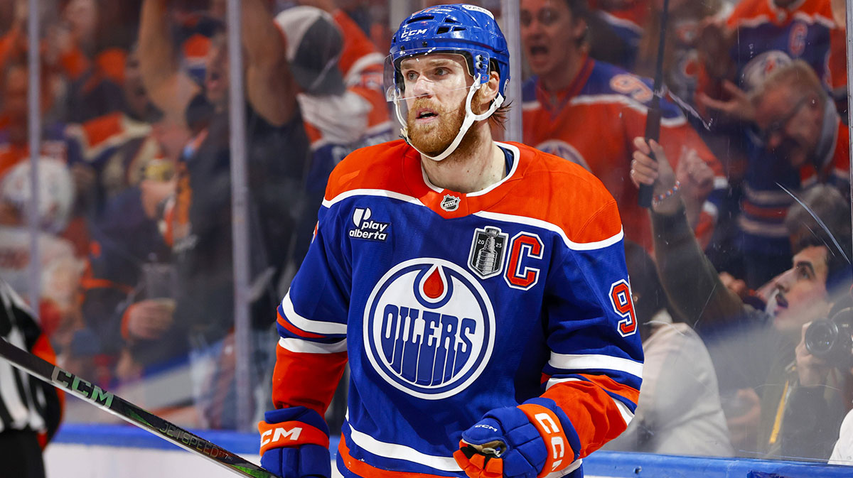 Oilers rumors: What Pierre LeBrun is hearing about ‘cordial’ Connor McDavid contract talks