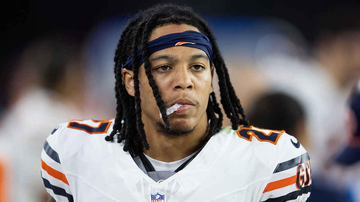 Chicago Bears cornerback Reddy Steward (27) against the Arizona Cardinals at State Farm Stadium.