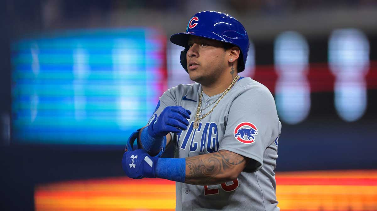 Cubs’ Moises Ballesteros escapes serious injury after scary moment vs. Reds