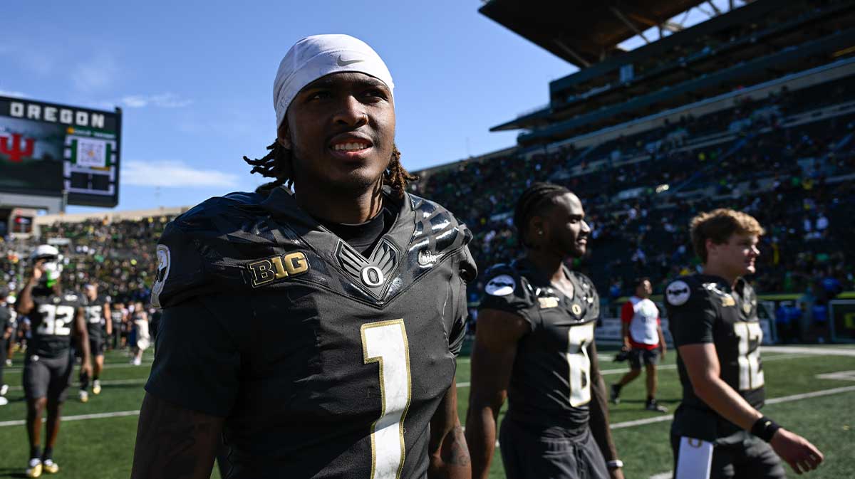 Oregon Ducks wide receiver Dakorien Moore (1) walks off the field after the game against the Oregon State Beavers at Autzen Stadium.