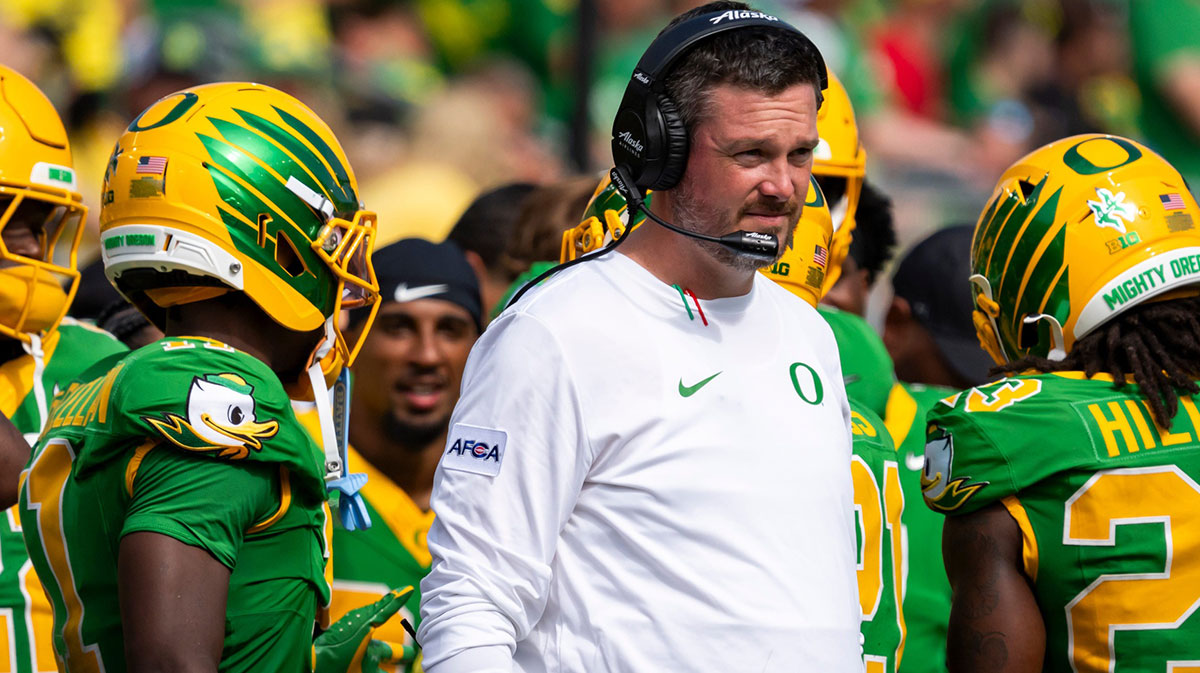 Oregon head coach Dan Lanning looks on as the Oregon Ducks host the Montana State Bobcats.