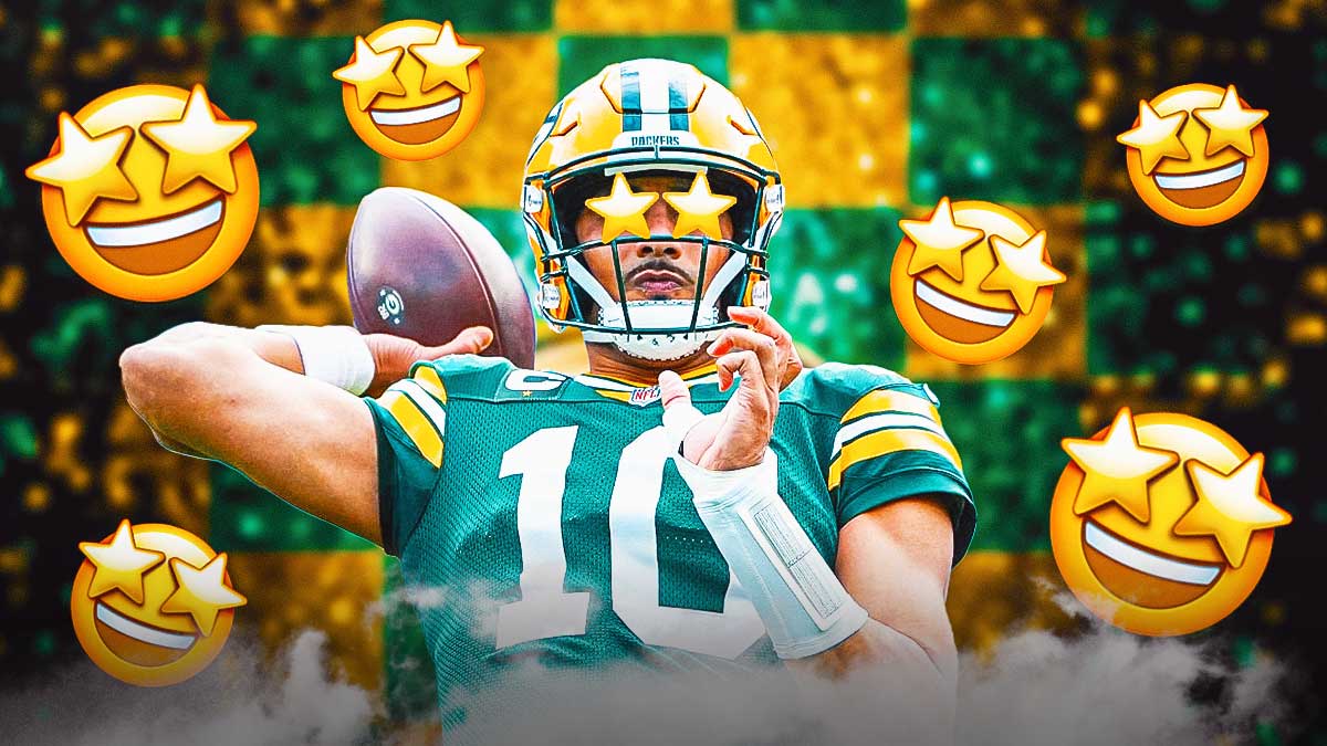 Jordan Love in the middle with starry eyes all around him 🤩, Green Bay Packers wallpaper in the background