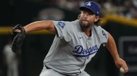 Los Angeles Dodgers pitcher Clayton Kershaw (22) throws against the Arizona Diamondbacks in the ninth inning at Chase Field.
