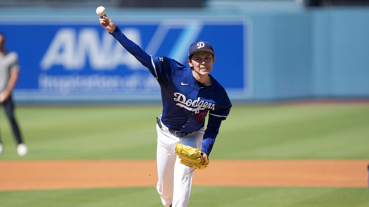 Los Angeles Dodgers pitcher Roki Sasaki (11) throws before the game against the Toronto Blue Jays at Dodger Stadium.