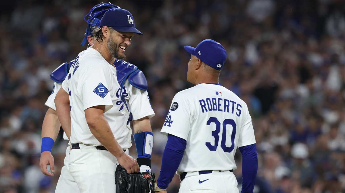 Dodgers clinch playoffs with win over Giants on Clayton Kershaw Day