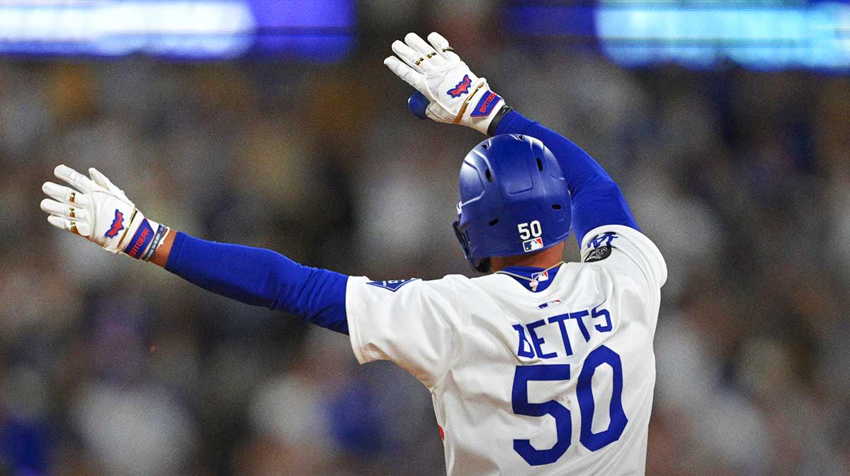 Dodgers shortstop Mookie Betts shines with “Air” magic, making slick defensive plays up the middle against the Giants.