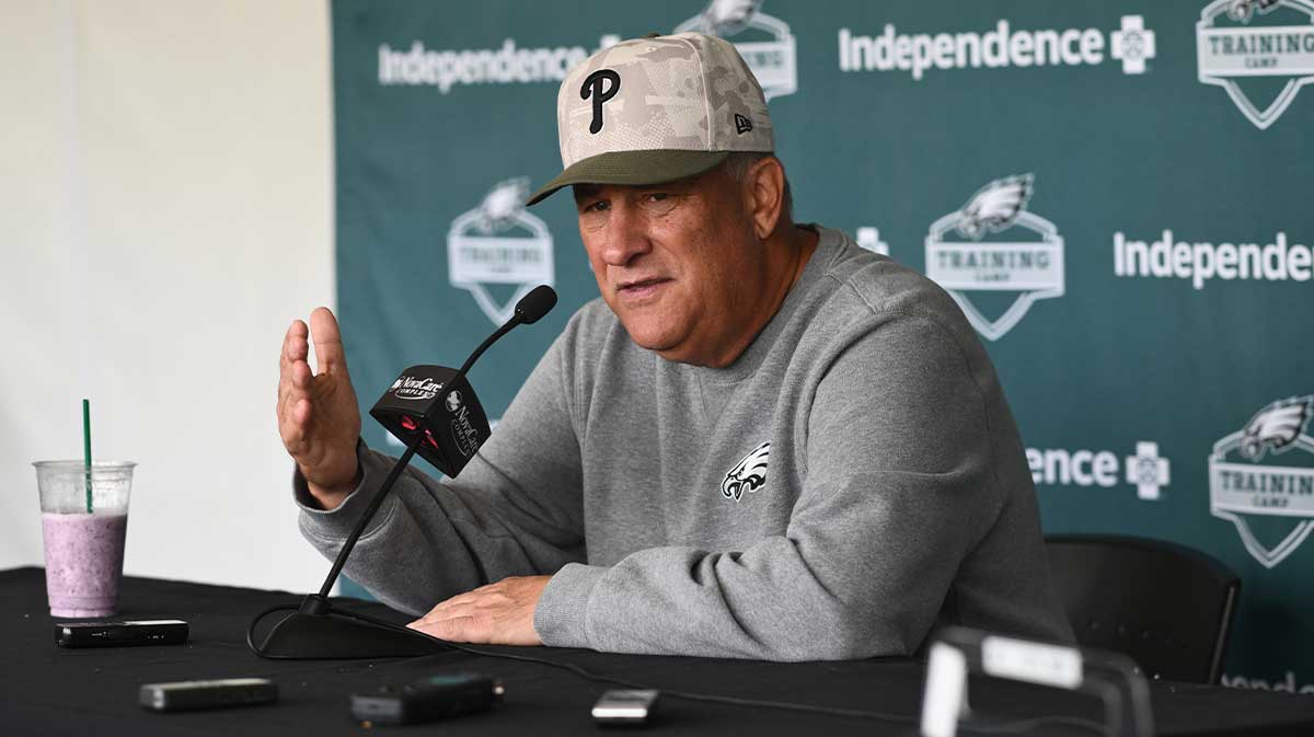 Eagles DC Vic Fangio bracing for ‘all-day sucker’ against Matthew Stafford, Rams