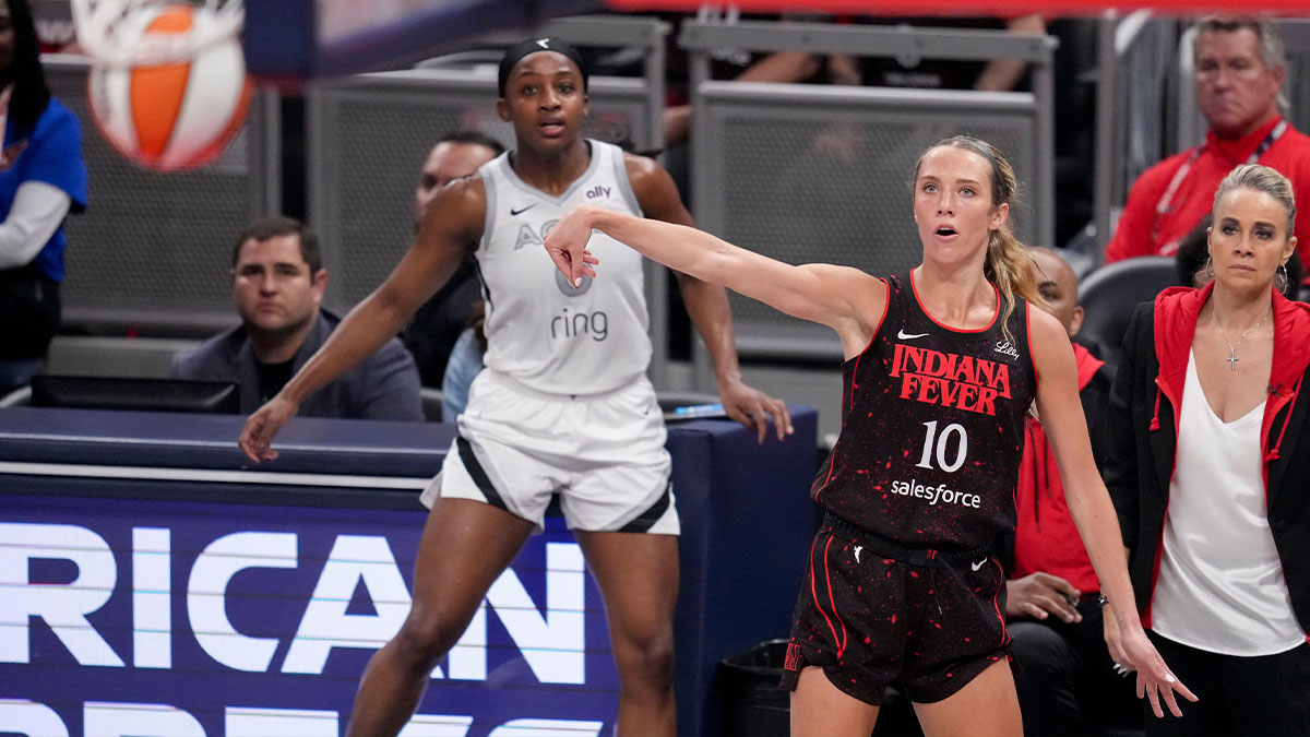 Indiana Fever guard Lexie Hull (10) watches her three-point basket go through the net Friday, Sept. 26, 2025, during Game 3 of the WNBA semifinals against the Las Vegas Aces