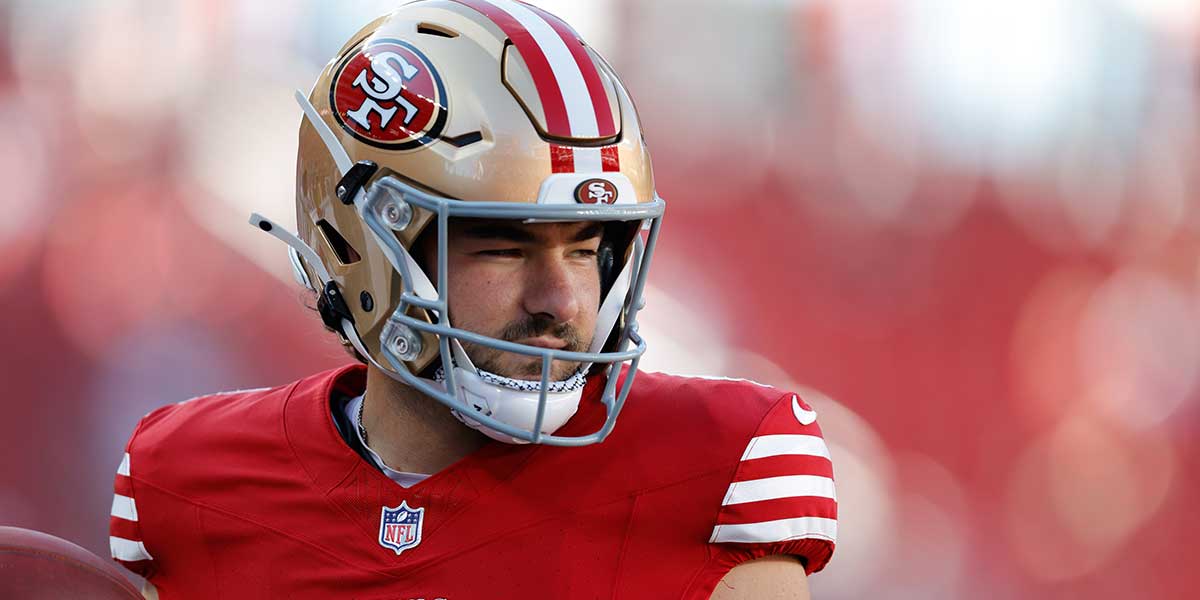 San Francisco 49ers place kicker Jake Moody (4) before a game against the Los Angeles Chargers at Levi's Stadium.