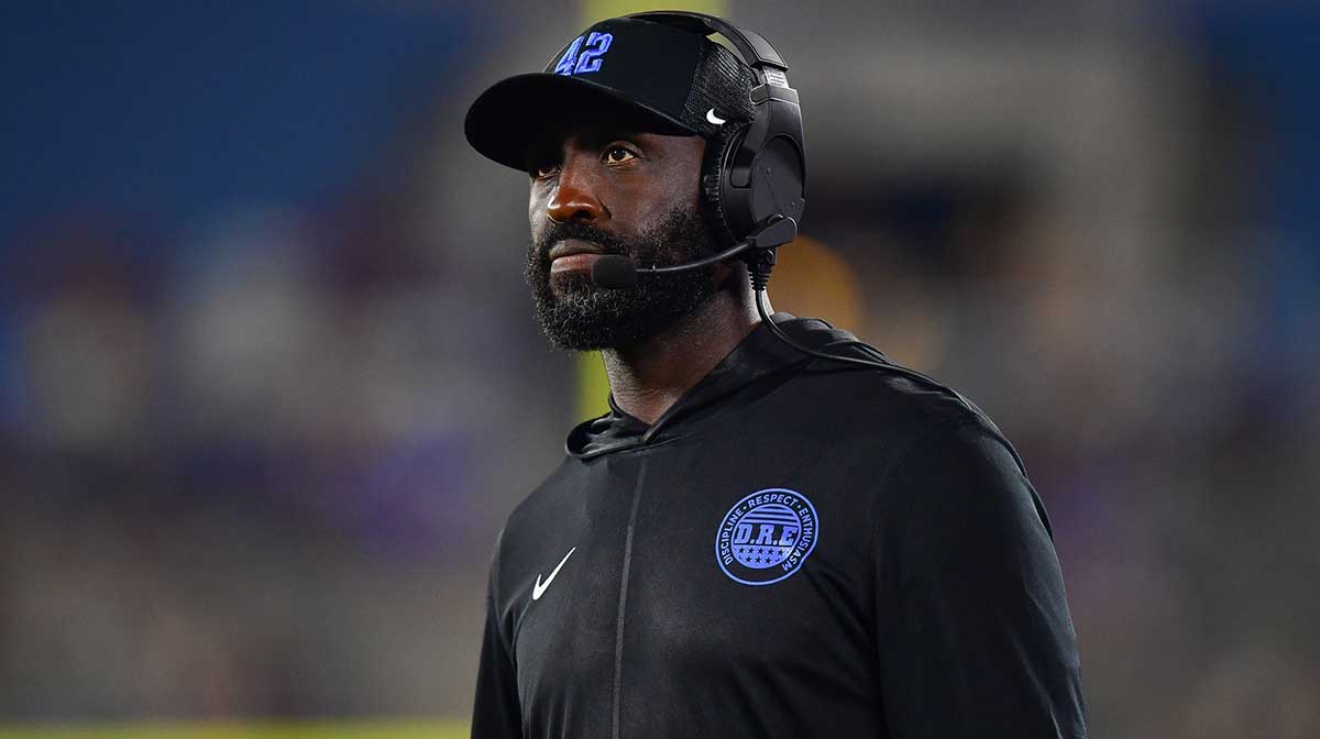 UCLA Bruins head coach DeShaun Foster watches game action against the Utah Utes during the second half at Rose Bowl.