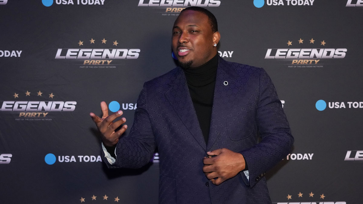 Former running back LeSean McCoy arrives before the Legends NFL Party. Mandatory Credit: Kirby Lee-Imagn Images