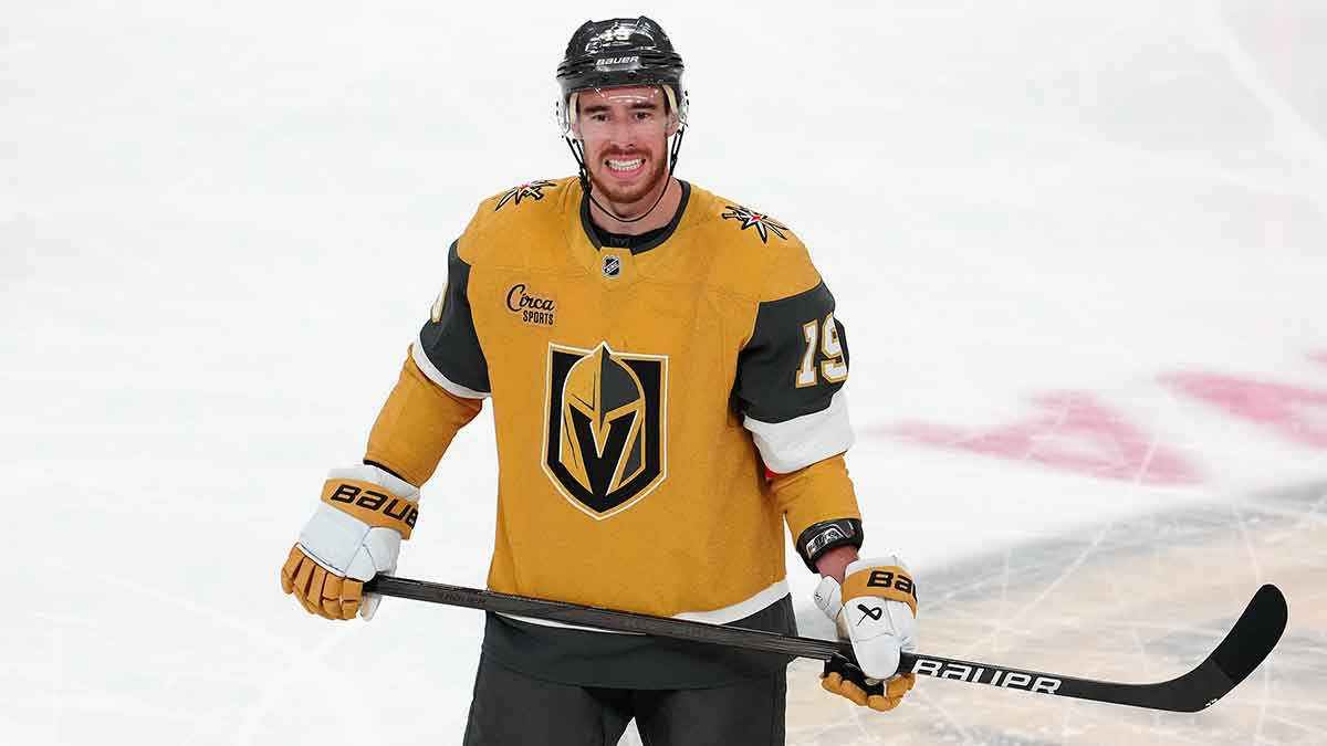 Golden Knights’ Reilly Smith hilariously singled out at comedy show