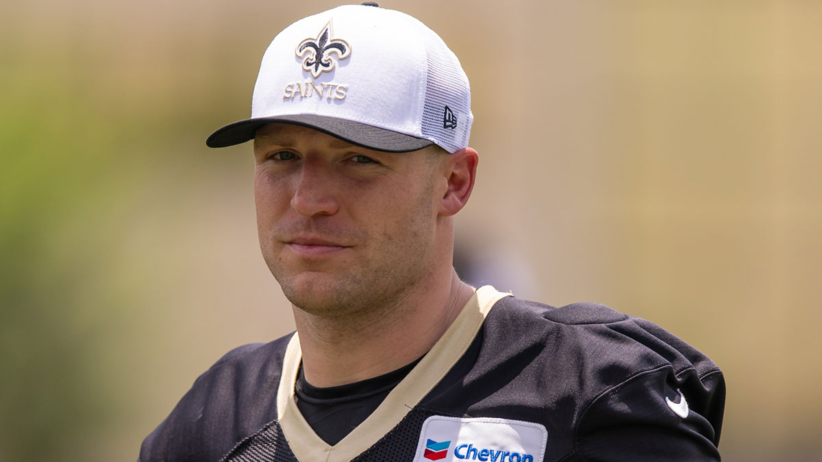 New Orleans Saints tight end Taysom Hill (7) looks on during minicamp at Ochsner Sports Performance Center.
