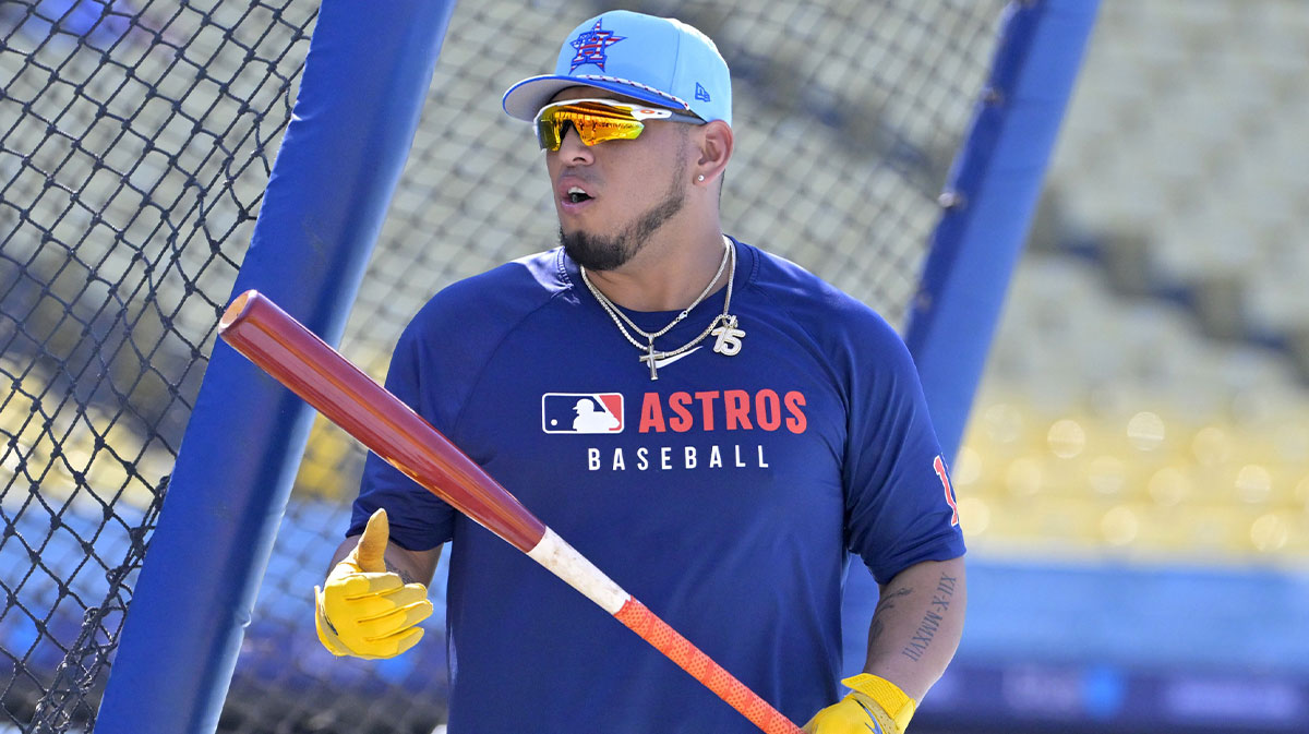 Houston Astros third baseman Isaac Paredes (15) warms up prior to the game against the Los Angeles Dodgers at Dodger Stadium.