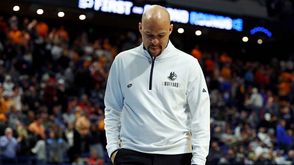 Wofford Terriers head coach Dwight Perry reacts during the second half against the Tennessee Volunteers in the first round of the NCAA Tournament at Rupp Arena.