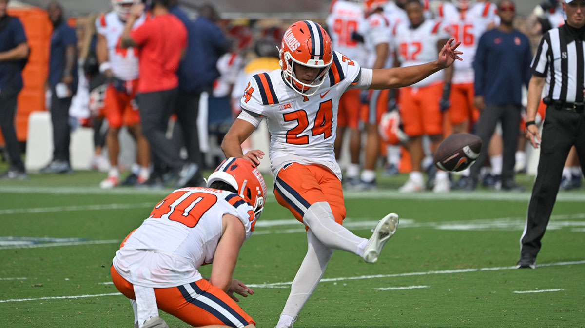 Illinois Fighting Illini kicker David Olano (24) kicks a field goal during the fourth quarter against the Duke Blue Devils at Wallace Wade Stadium.
