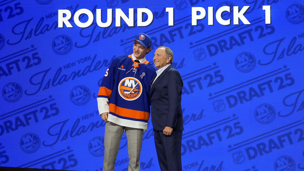 Matthew Schaefer is selected as the first overall pick to the New York Islanders in the first round of the 2025 NHL Draft at Peacock Theater.