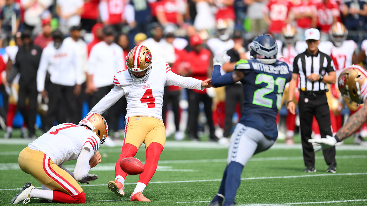 San Francisco 49ers place kicker Jake Moody (4) makes a field goal during the second half against the Seattle Seahawks at Lumen Field.