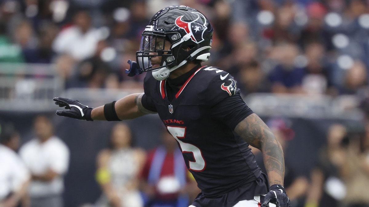 Houston Texans safety Jalen Pitre (5) in action during the game against the Carolina Panthers at NRG Stadium.
