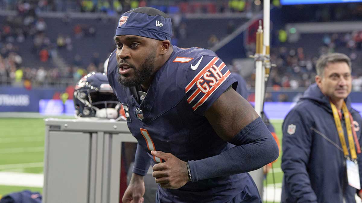 Chicago Bears cornerback Jaylon Johnson (1) after an NFL International Series game