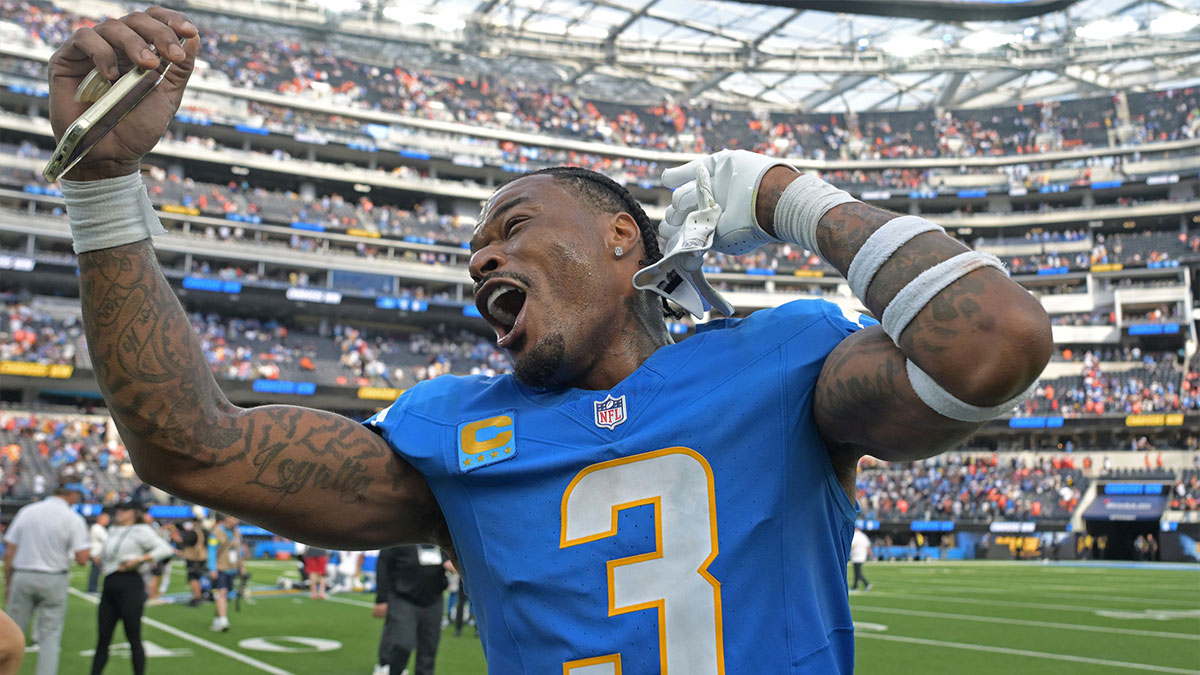 Chargers news: Jim Harbaugh raves about 'best football player' Derwin James after DPOW honor
