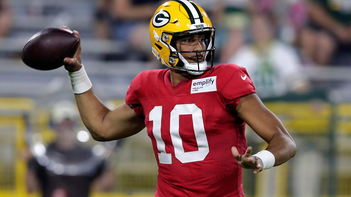 Green Bay Packers quarterback Jordan Love (10) passes the ball during Green Bay Packers Family Night on Aug. 2, 2025 at Lambeau Field in Green Bay, Wis.