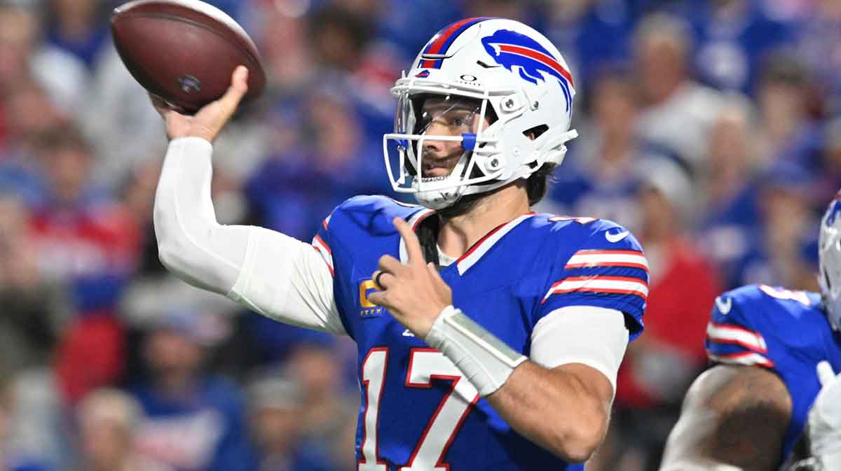 Watch Josh Allen toss 2nd TD of first half with bonkers shovel pass